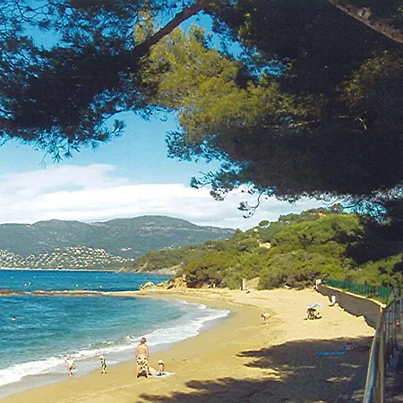 Naphina, A 2.5 Km ラ・クロワ・ヴァルメ