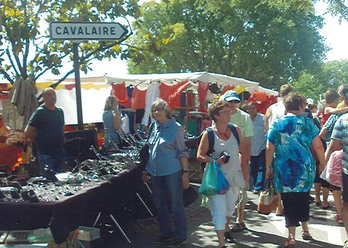 펜션 Naphina, A 2.5 Km